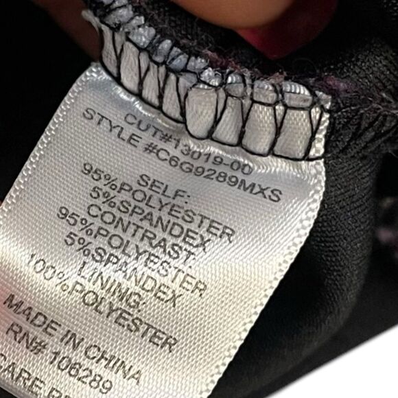 Trixxi Crop Top Women's Large Black White Stripe Cheerleading Keyhole Academia - Picture 6 of 10